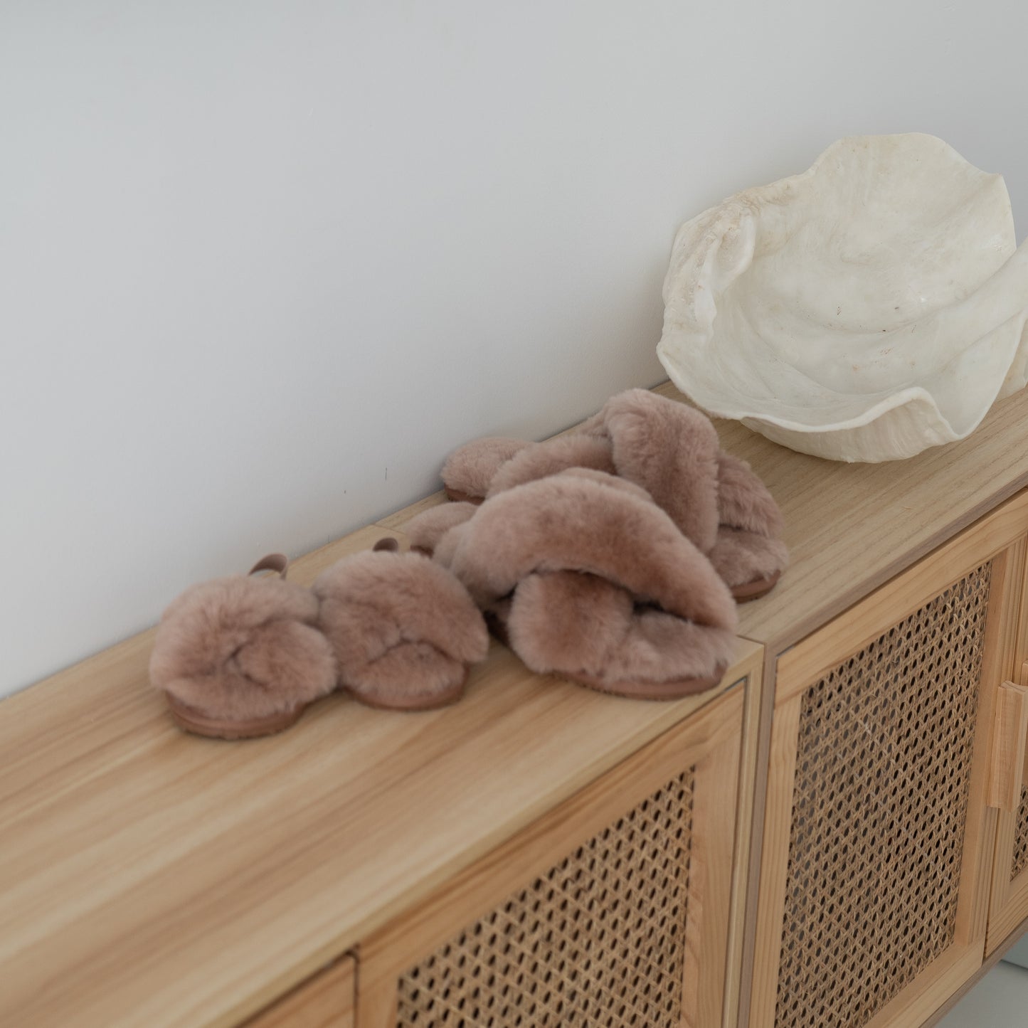 Kids Cloud Slippers 100% Sheepskin - Latte