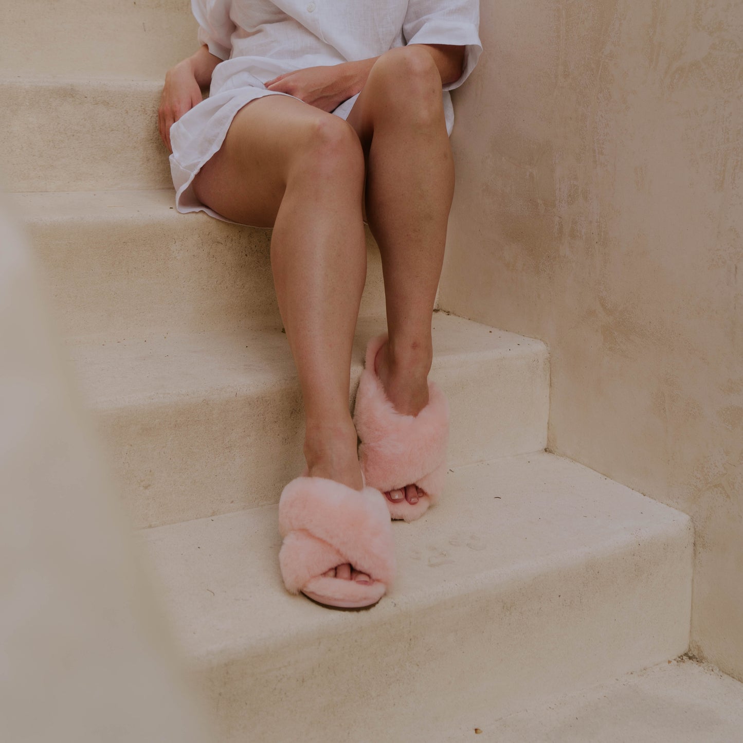 Cloud Slippers 100% Sheepskin - Baby Pink