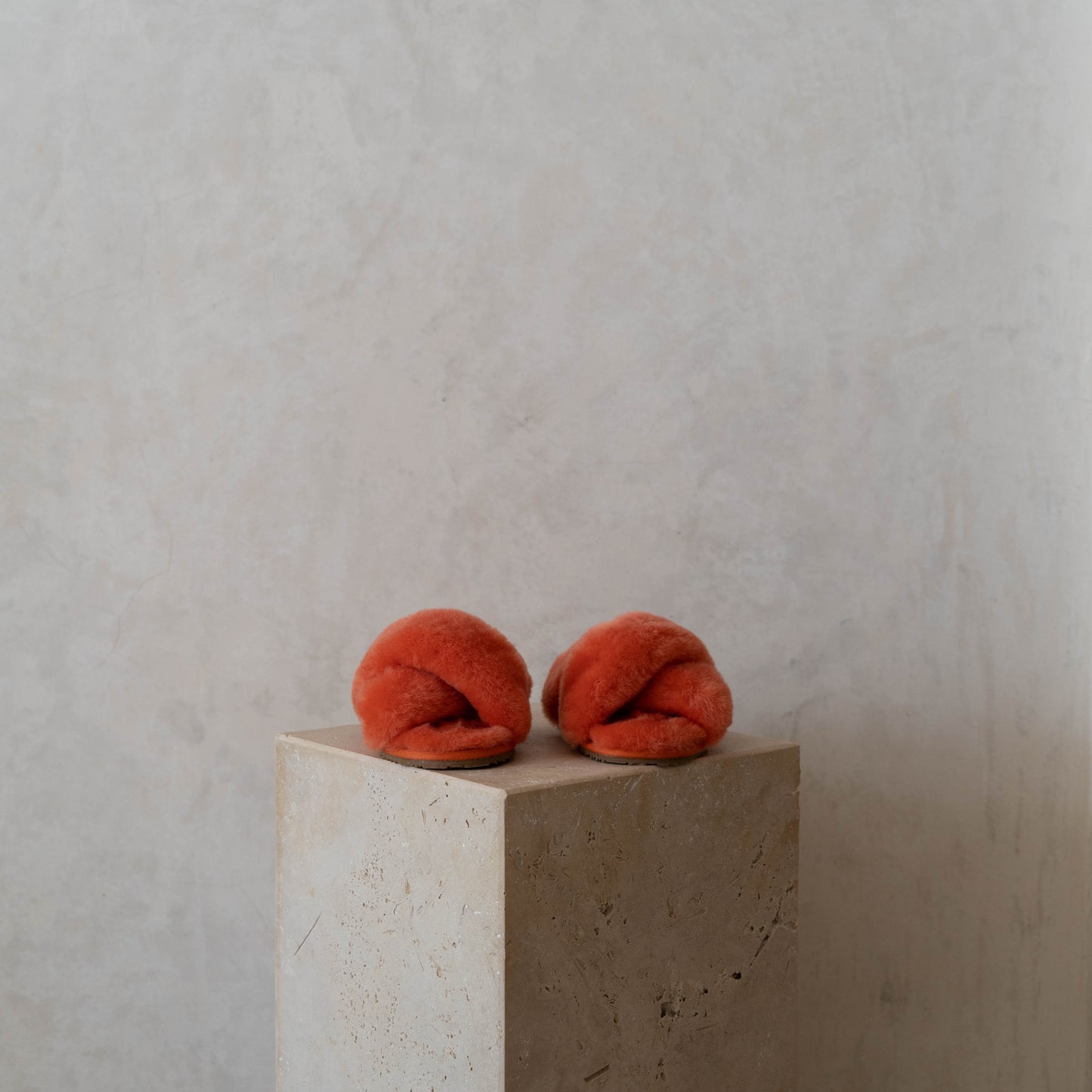 Cloud Slippers 100% Sheepskin - Blood Orange